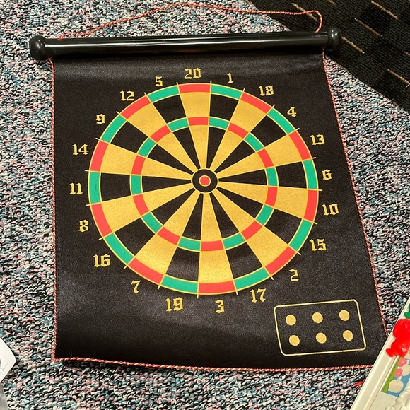 Magnetic rollup dartboard. Perfect for a night of fun. - Picture 1 of 6